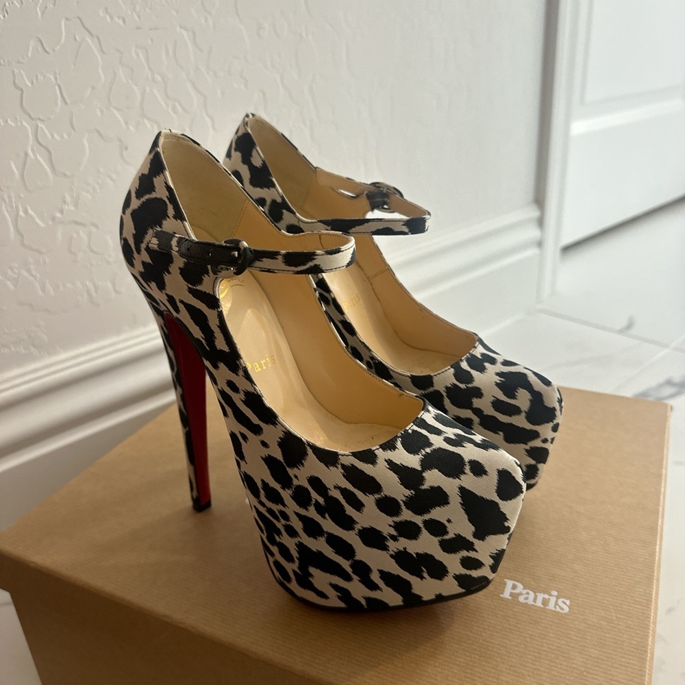 Christian Louboutin lady daf